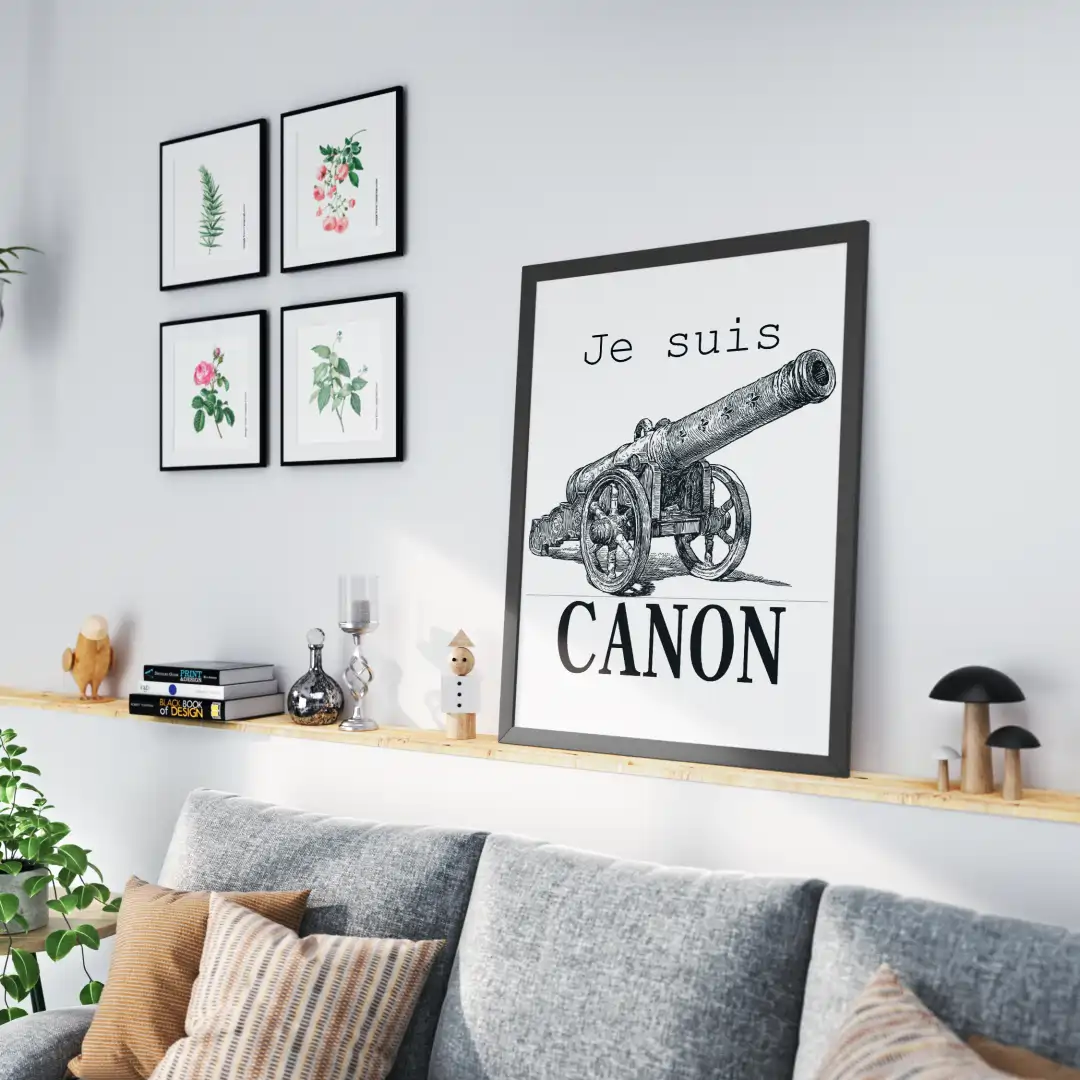 je suis canon picture with black frame in living room